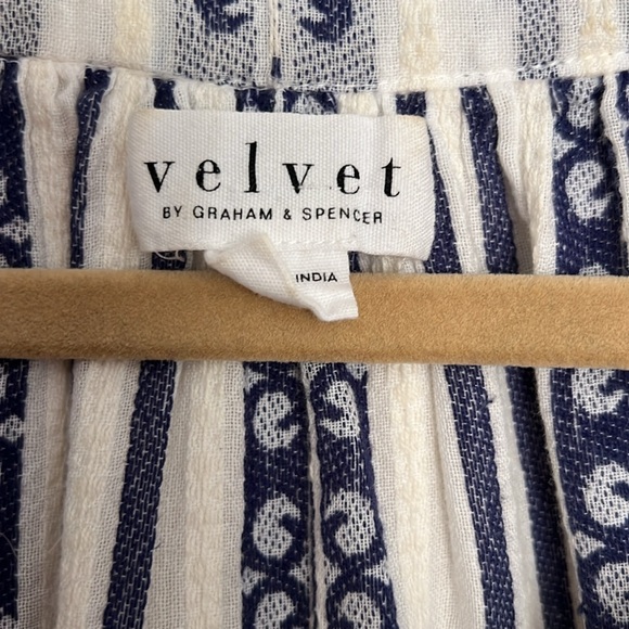 GUC Velvet peasant blouse size medium - Picture 2 of 6